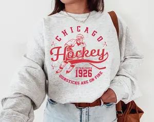 Vintage Chicago Blackhawk Crewneck Sweatshirt T-shirt Chicago Est 1926 Blackhawks Sweater Retro Chicago Ice Hockey Blackhawk T-shirt