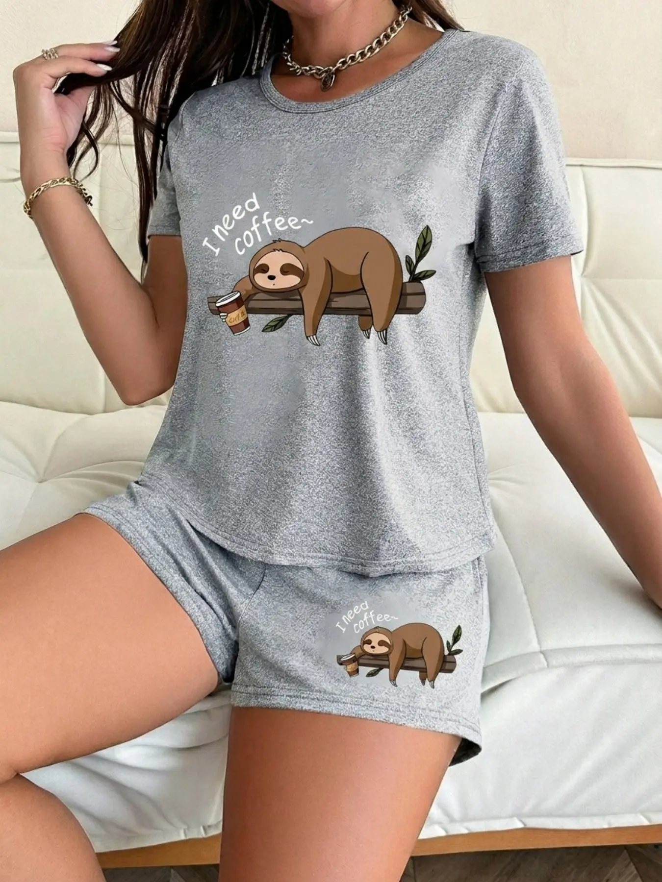 Women's Cartoon Tree Squirrel Print Pajama Set, Loose-Fitting Casual Loungewear Sleepwear, Comfortable Short Sleeve Nightgown for Women, Pyjamas, Pjs, Homewear, Womenswear