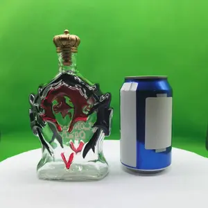 Handmade Longhorns Whiskey Bottle Decor, Non-Lead Crystal Glass, Semi-Manual Kitchenware, 1pc, Perfect for Home Decoration