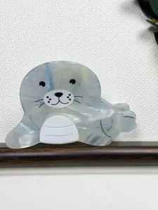 Cute Seal and Sea Lion Design Claw Clip, Shell Polka Dot Hair Accessory, Shiny for Women and Girls, Super Cute Clips