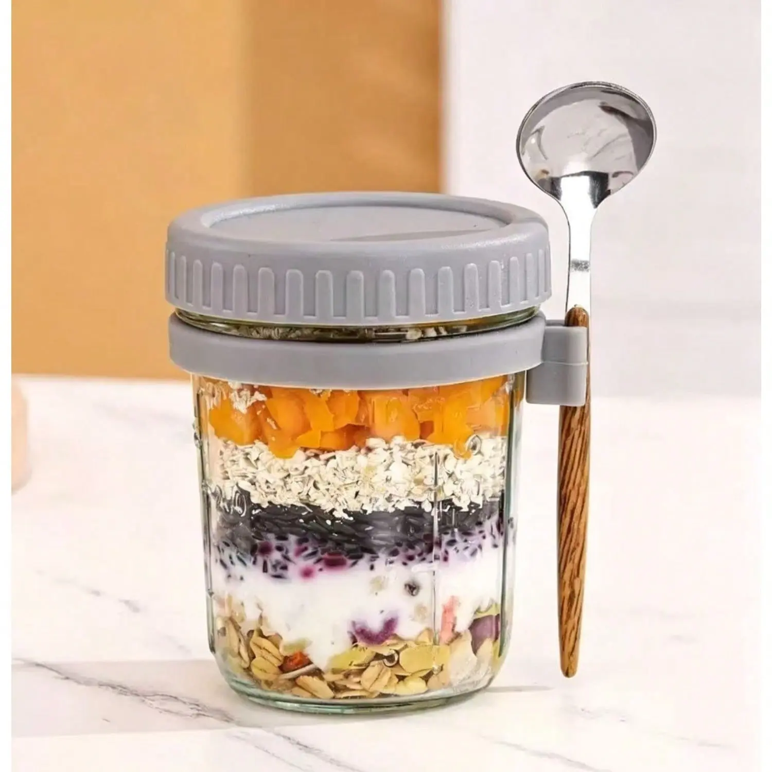 Sturdy Glass Overnight Oats Jar with Built-In Spoon Holder, Leak-Proof Airtight Kitchen Utensils Container for Healthy Breakfast Meal Prep