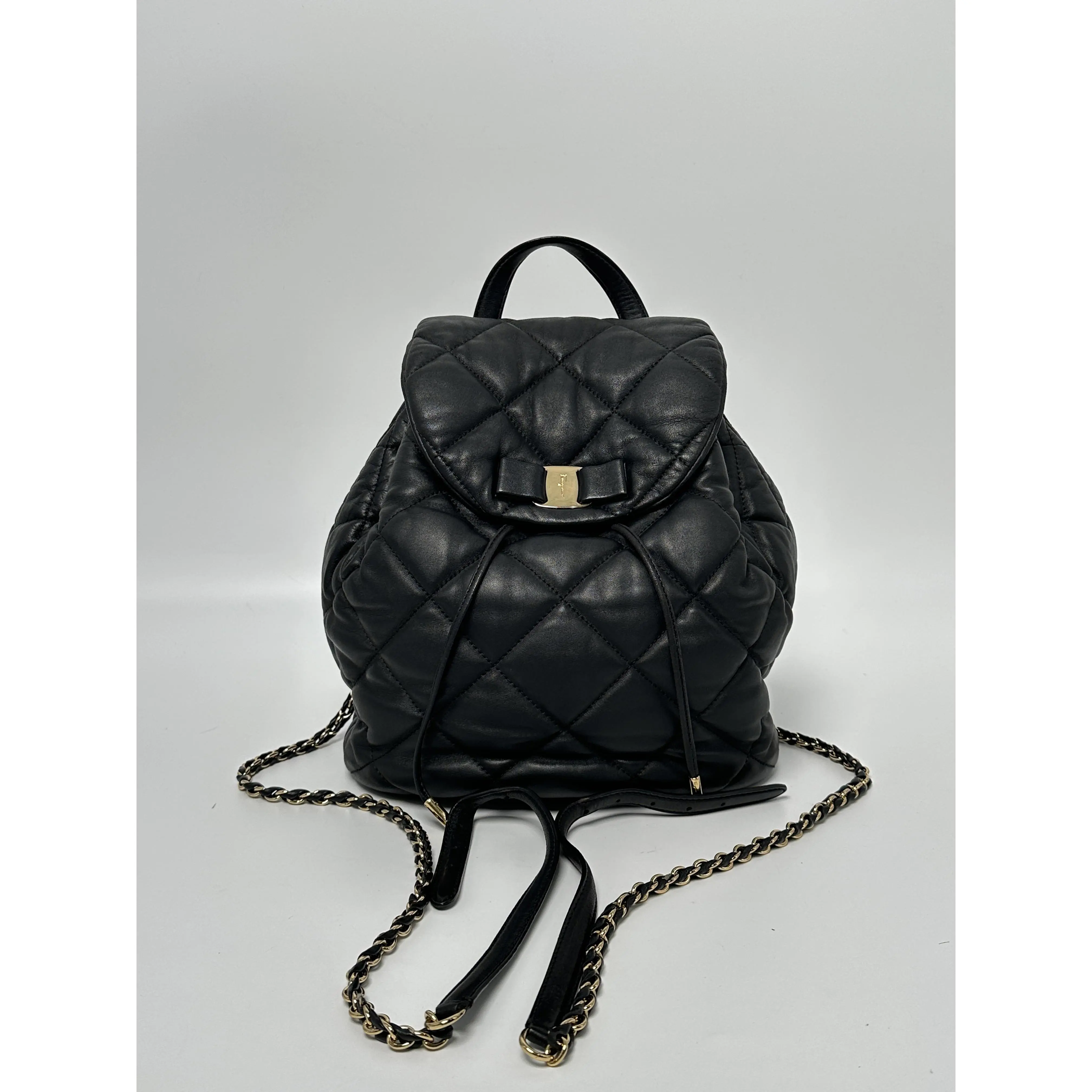 Pre-owned SALVATORE FERRAGAMO leather Backpacks Black Quilted Backpack JD660FG