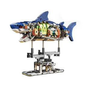 687-Piece Creative Mechanical Shark Ocean Animal Building Block Set, Bricks, Model Kit, Display Stand Included, Stem Toy for Adults, Birthday or Christmas Gift