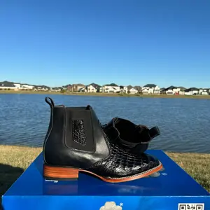 Botin grabado cocodrilo belly 100% piel, crocodile print ankle boot