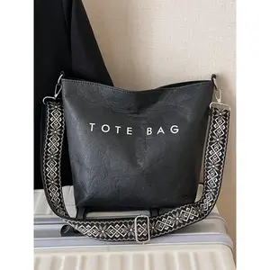 Fashionable and personalized solid color women's bag, simple and niche women's bag, women's casual embellished shoulder bag crossbody bag, suitable for daily occasions such as commuting, shopping, dating, parties, etc.