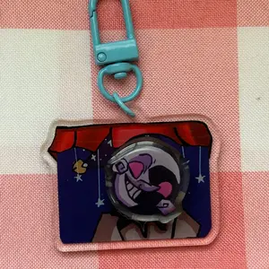 Spinning moondrop keychain from FNAF