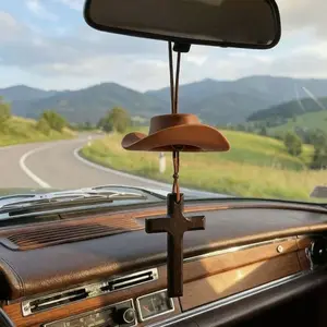 1pc Cowboy Hat with Cross Car Hanging Ornament, Plastic Mini Hat & Wooden Cross Rearview Mirror Decor, Western Christian Faith Car Interior Decor, Country Auto Pendant Gift for Men Women Truck Drivers