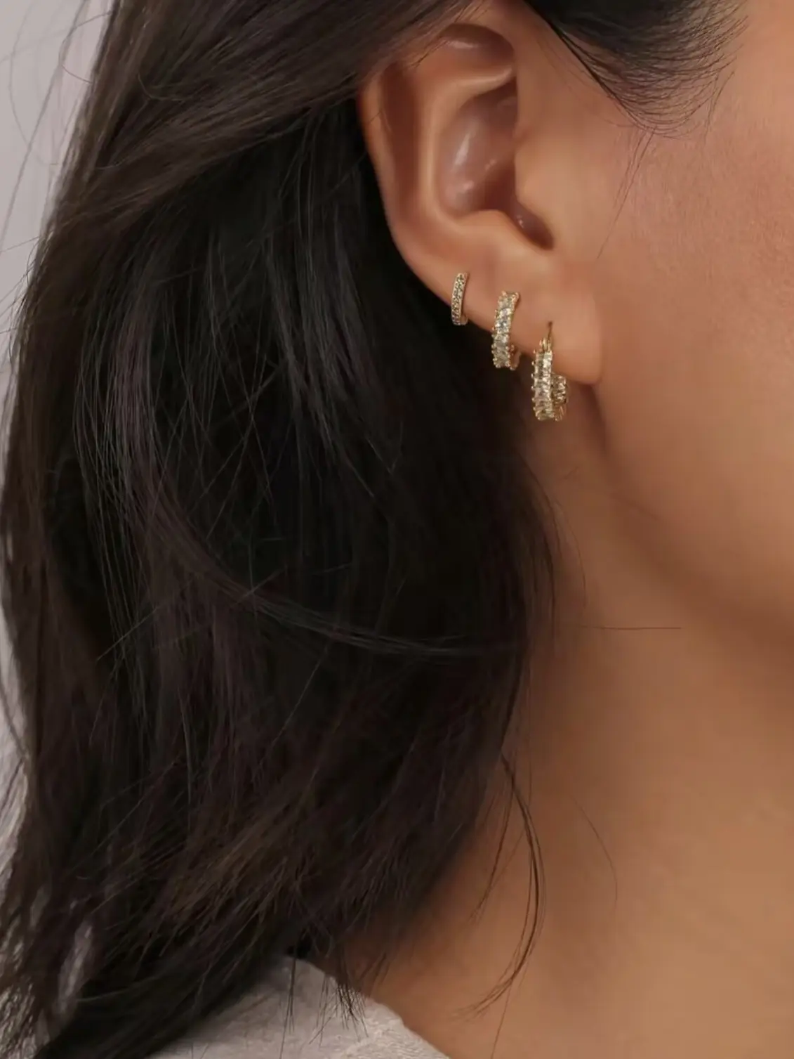 14K Gold-Plated Hoop Earrings Gold Plated Earring Set Rhinestone Cubic Zirconia Hoop Earrings Chunky Small Gold-Plated Hoops Huggie Earring for Women Gold Jewelry for Woman
