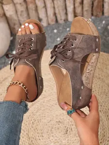 Women's Retro Buckle Thick Sole Wedge Sandals, Pu Leather Sandals, Rivet Decor, Fashion Casual Summer Shoes, Comfortable for Daily Outdoors and Beach Vacations