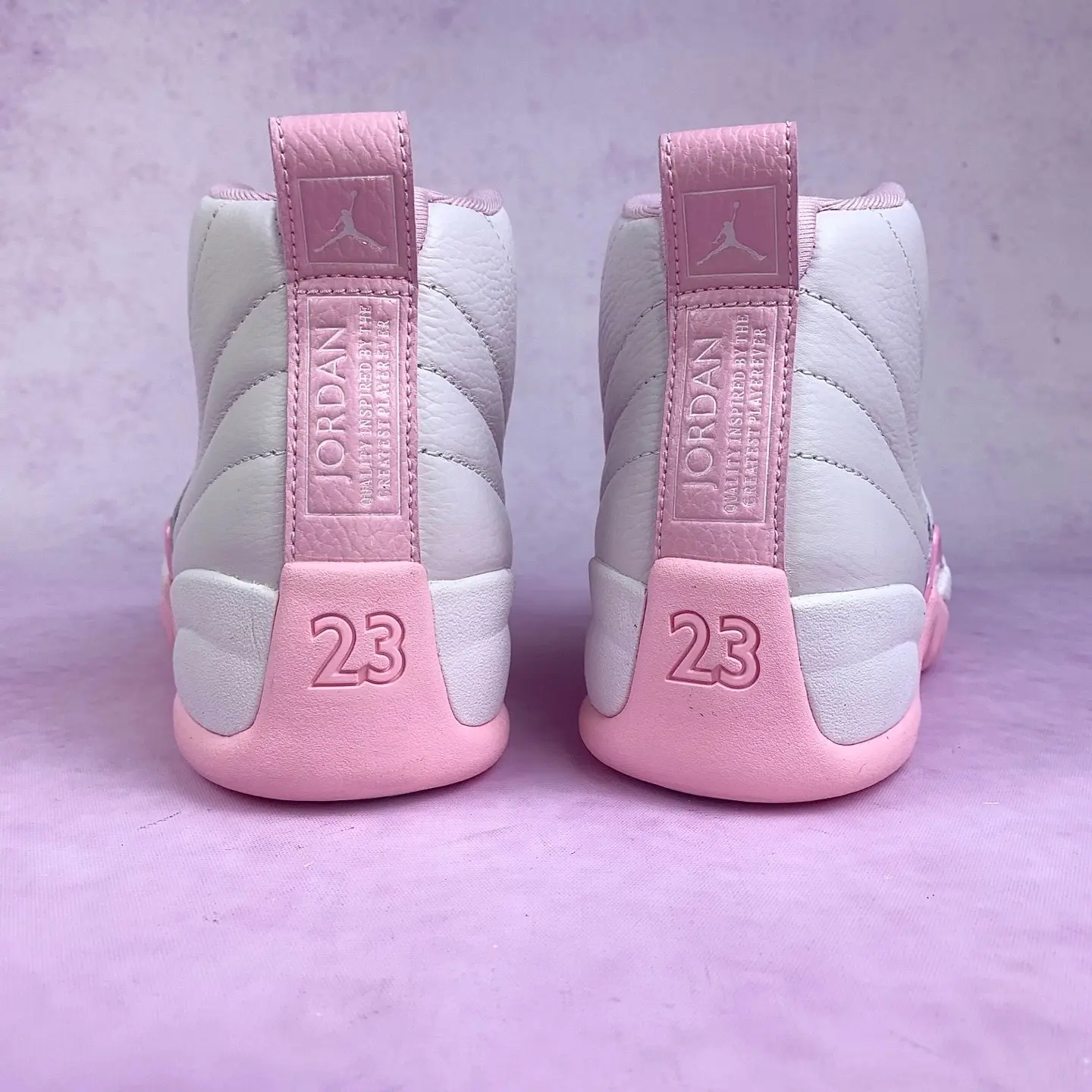 Brand New Sealed Unisex White Cow Leather Mid Top Retro Basketball Sneakers, Pink Heel Accent Flat White Laces Pink Rubber Outsole Breathable Mesh Casual Street Sports Shoes With Original Shoe Box