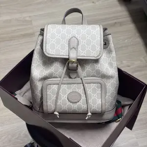 Pre-owned GUCCI Backpack White/Milk Color Cowhide 0711 ke/C8357946763