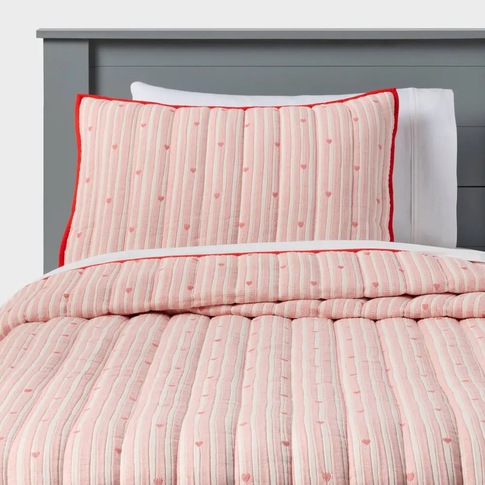 Patisserie Heart Striped Kids' Quilt Set - Pillowfort Patisserie Heart Striped Kids' Quilt Set - Pillowfort