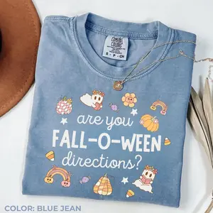 Comfort Colors Teacher Halloween T-Shirt – Funny Trick or Teach Ghost Shirt, Fall Teacher Graphic Tee, Cute Teacher Shirts, Unisex Teacher Outfit Gift for Men & Women