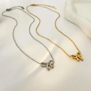 Bow Necklace