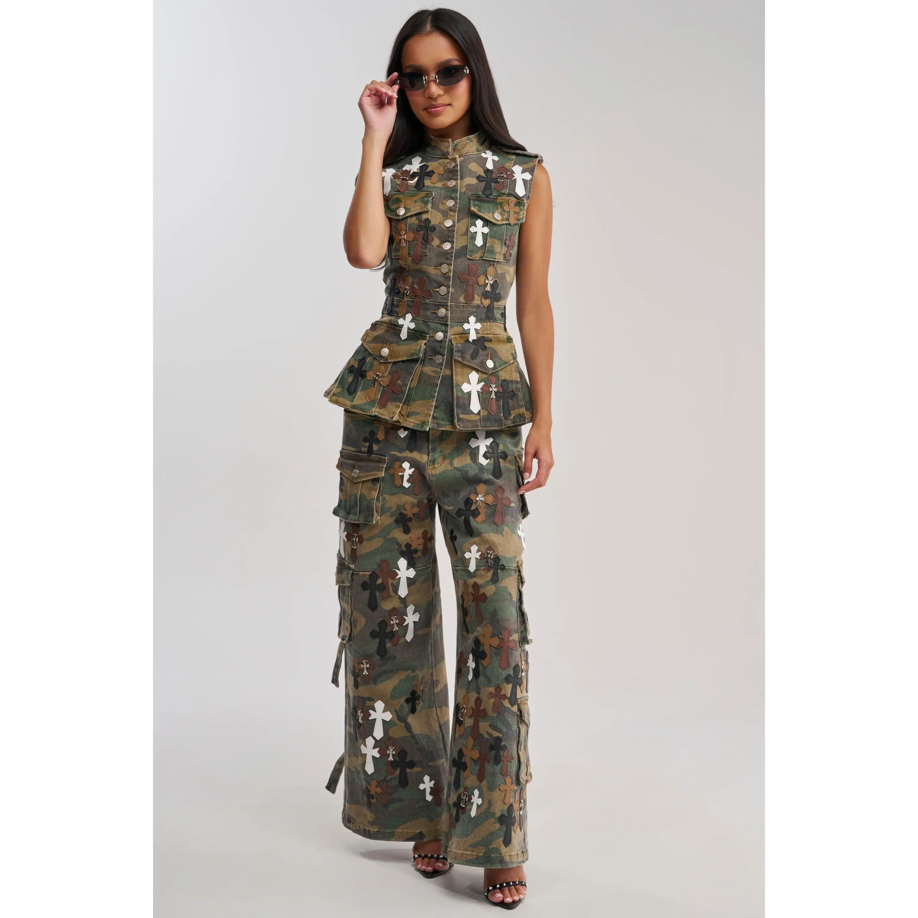 DOWN AND DIRTY CAMO CARGO PANT