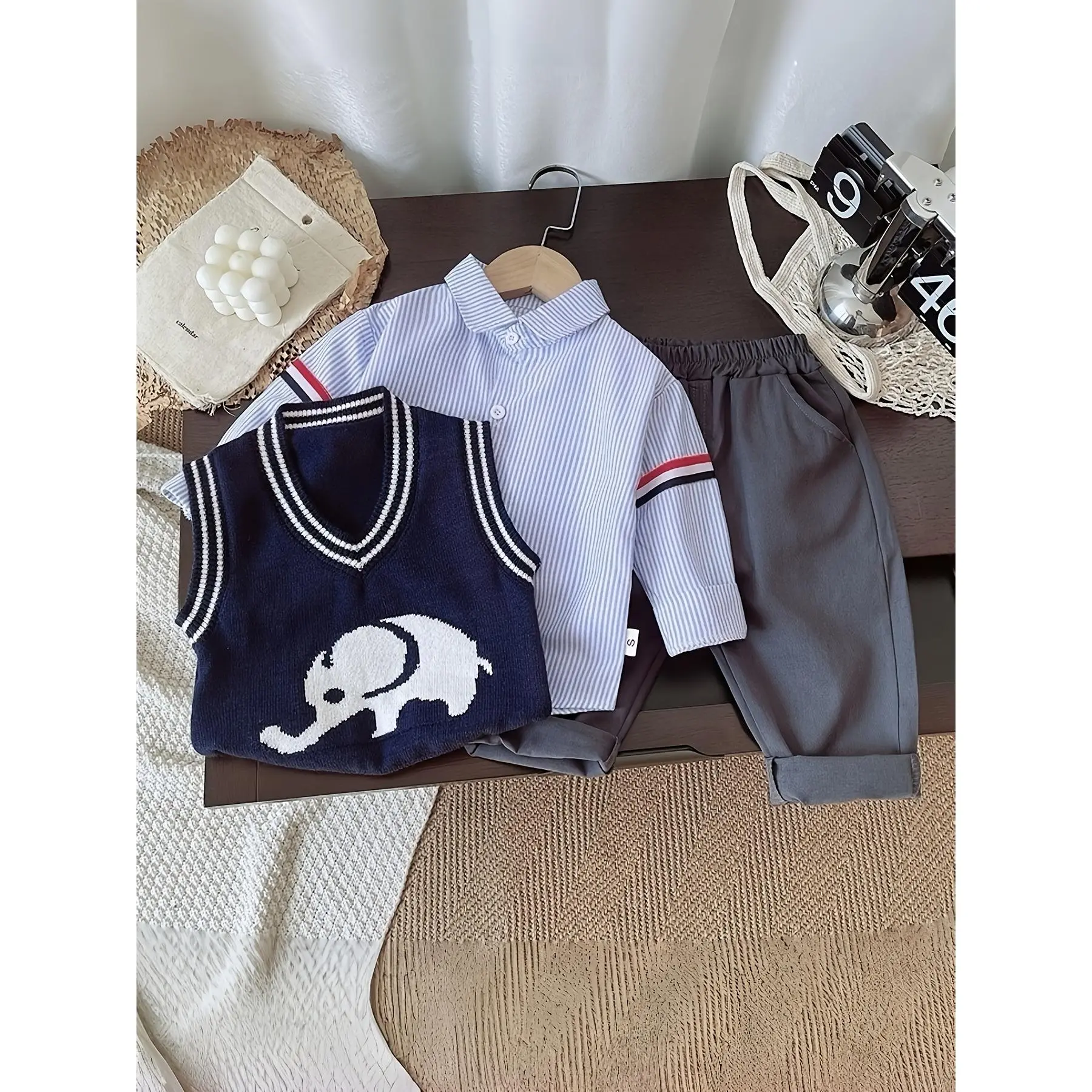 (New) Boys' 3-Piece Spring/Autumn Knit Set - Cardigan, Lapel Shirt, Pants, Cartoon Elephant Pattern, Animal-Inspired Boys' Suits for Outdoor Outings