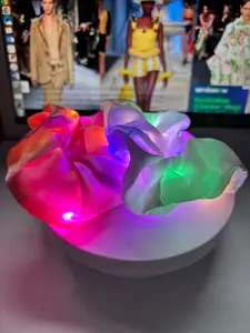 2pcs Light Up Scrunchies, Women LED Light Up Hair Scrunchies,LED Hair Scrunchie, Colorful LED Glow Hair ,Colorful Hair Bands With Multi-Light Modes, Suitable For Party, Carnival Decorations, Neon Party Accessories Mother's Day