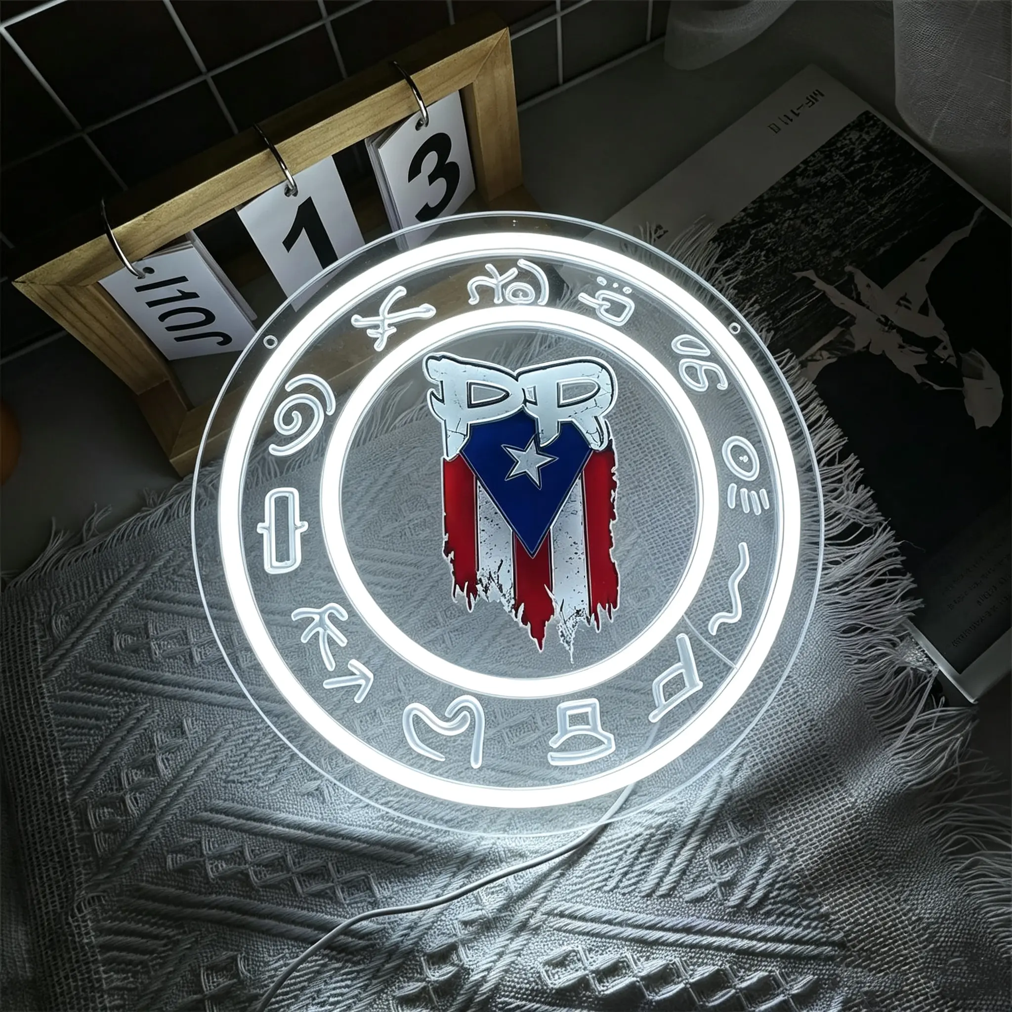 Puerto Rico Taino LED Neon Sign Puerto Rican Neon Sign Dimmable Puerto Rico Wall Art, USB-Powered Neon Light for Home, Bar, Man Cave, and Club - Unique Puerto Rico Decor Gifts