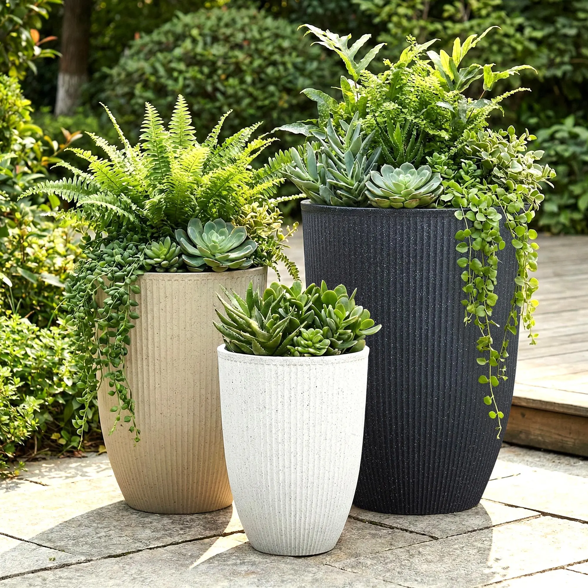 Modern 3-Piece PE Plastic Flower Pot Set - Decorative Vertical Ribbed Planters with Curved Waist, Lightweight Durable for Both Indoor/Outdoor Garden Home Improvement Use