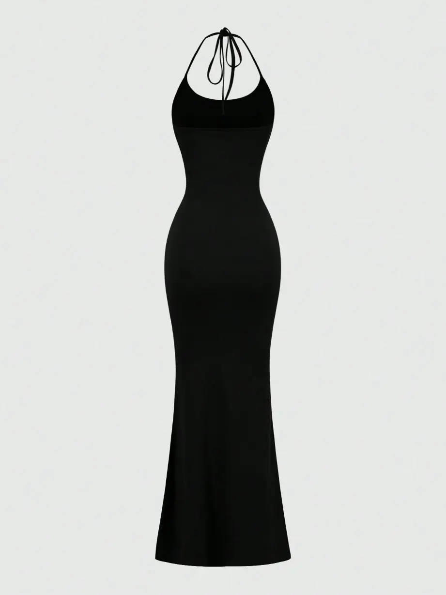 Sweetra Women's Stretchy Fabric Feminine Solid Color Halter Neck Bodycon Fishtail Hem Elegant Chic Formal Dress for Prom, Cocktail Events