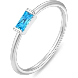 Gold Birthstone Rings for Women Non Tarnish Gold Stackable Rings Dainty 14K Gold/Silver Plated Baguette CZ Emerald Green Gemstone Ring Personalized Jewelry Gift for Birthday Size 4-10