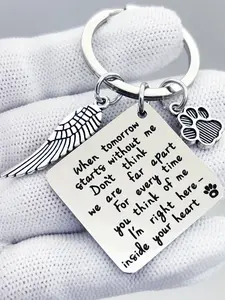 Heartwarming Engraved Pet Keychain, Metal Square Carving Wings Paw Print Pendant, Memorial Gift for Pets, Thoughtful Present for Family and Friends, Stainless Steel Keychain