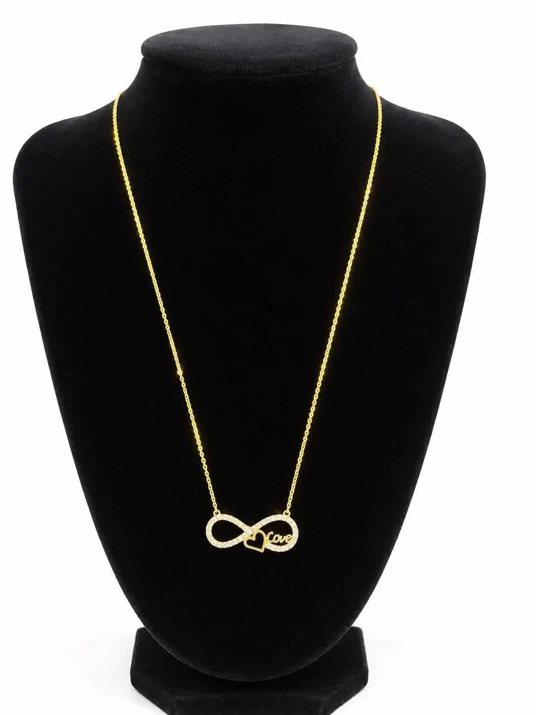cadena de oro 10 con dije de infinito y corazones