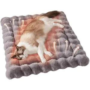 Self-heating cat bed, plush faux fur pet mattress, non-slip bottom, ultra-soft heating pad, suitable for cats and kittens, comfortable fluffy bed, suitable for windowsills and sofas, machine washable, 23x15inch, gray