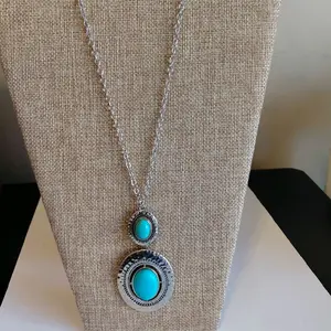 Boho turquoise stone necklace set / collar bohemio con piedra turquesa