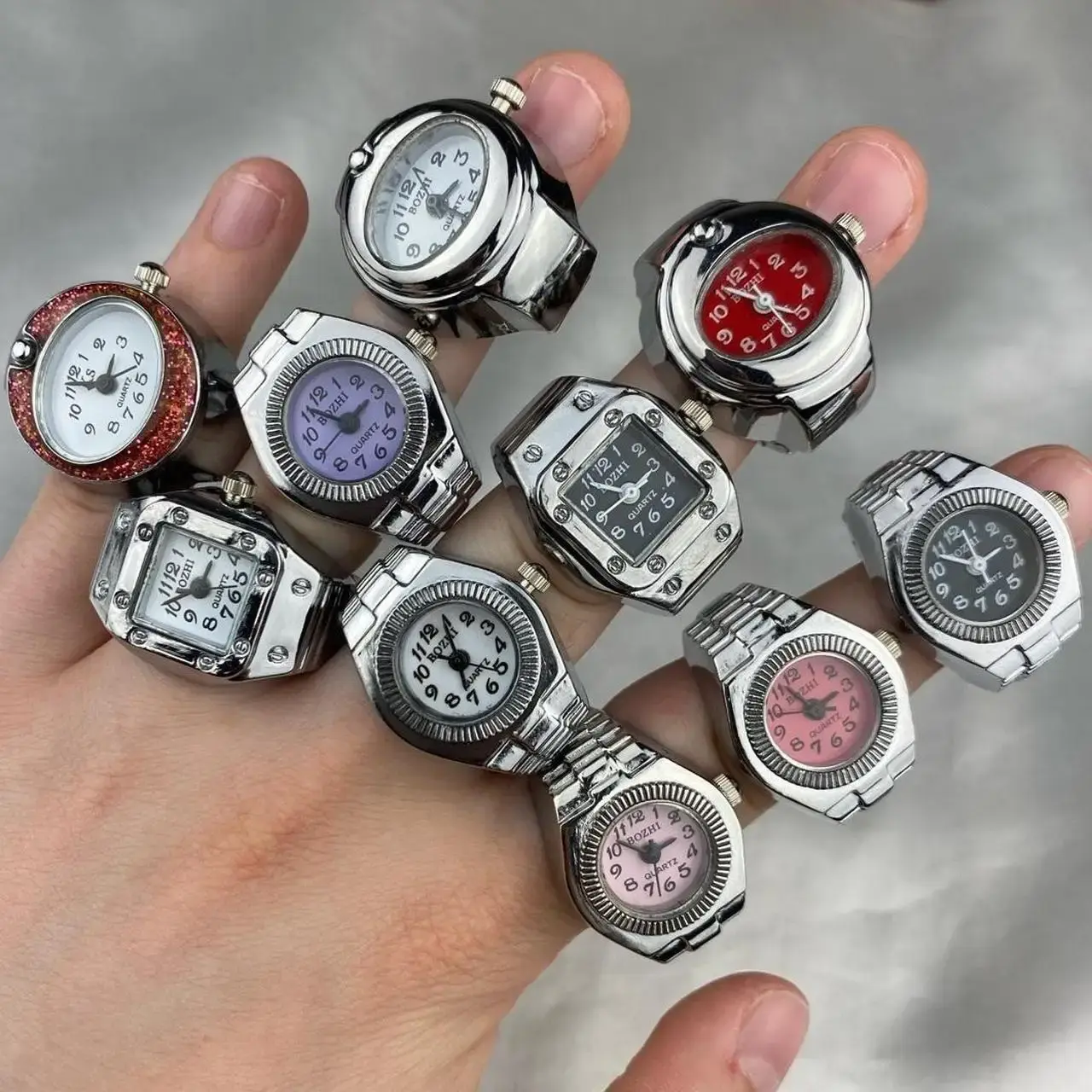 Adjustable Vintage Punk Finger Watch Ring Mini Elastic Strap Alloy Quartz Clock Retro Roman Numeral Couple Ring Unisex Jewelry Goth Steampunk Statement Fashion Accessory Gift for Women Men Teens TikTok Trendy Birthday Anniversary Party Cosplay Gift