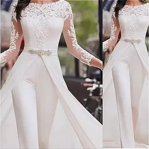 Elegant White Jumpsuit/Overalls for Women – Long One-Piece Strapless Design with a Slashing Neckline and Feather Detailing, Y2K Style, Sexy, Perfect for Weddings, Parties, Nights, and Evening Wear