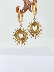 Vintage Heart-Shaped Sunburst Dangle Hoop Earrings, Fashionable Stainless Steel Women's Party & Daily Wear Non Tarnish Jewelry