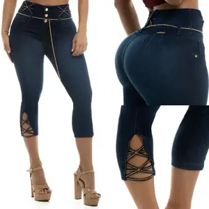 W71-5171 Colombian Push-Up Capri Jeans with Exclusive Pedrería Detailing - Premium Stretch Fit Jogger Style for Womenswear
