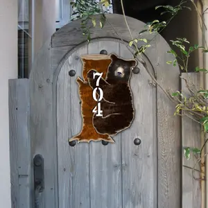Designocracy MA81982153-12 12 in. Bear on the Stoop Log Cabin House Number Sign Decor