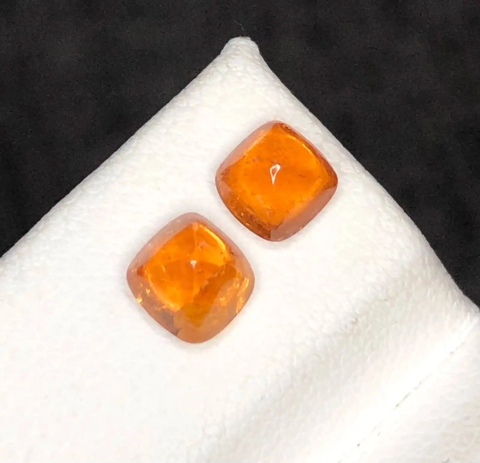(1.57ct) Natural Spessartite Garnet - Rare "Fanta" Orange - Precision Oval Cut - Untreated (WAV44)