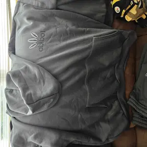 review image 0