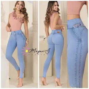 1668-Push Up Colombian Jean