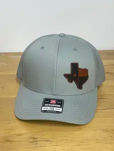 Engraved Leather Texas Patch Trucker Hat – Adjustable Mesh Back Snapback Cap, Lone Star State Design, Casual Outdoor & Western Style Hat, Perfect Gift for Texas Lovers & Cowboy Fans