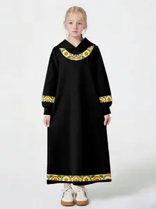 Vintage Floral Girls Hooded Robe, Muslim Daily Wear, Comfortable and Stylish, Long Sleeve, Loose-Fitting, All over Print, All Seasons