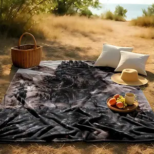 1 piece Dark fantasy style siege battlefield themed flannel blanket - Super soft flannel blanket, suitable for beds and sofas, all-season use, modern design, digitally printed pattern, 100% polyester material, machine washable, suitable for travel
