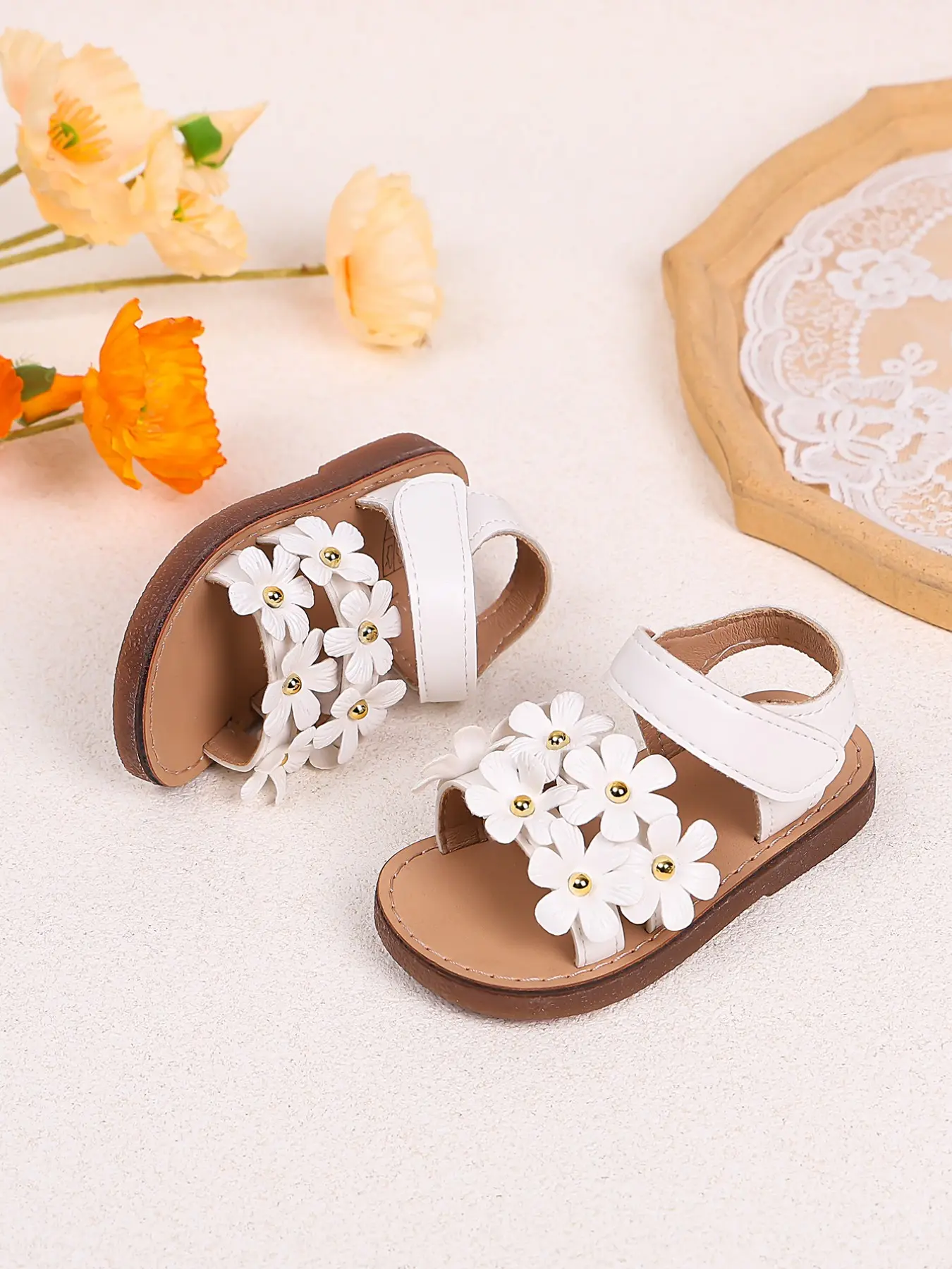 Girls' Floral Velcro Sandals, Toddler Girl Sandals, Summer Soft Soled Sandals Non-Slip Princess Shoes, Baby Stylish Beach Shoes, Comfortable & Versatile, Adjustable Floral Print Design