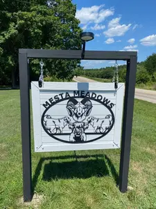 CUSTOM FARM SIGN