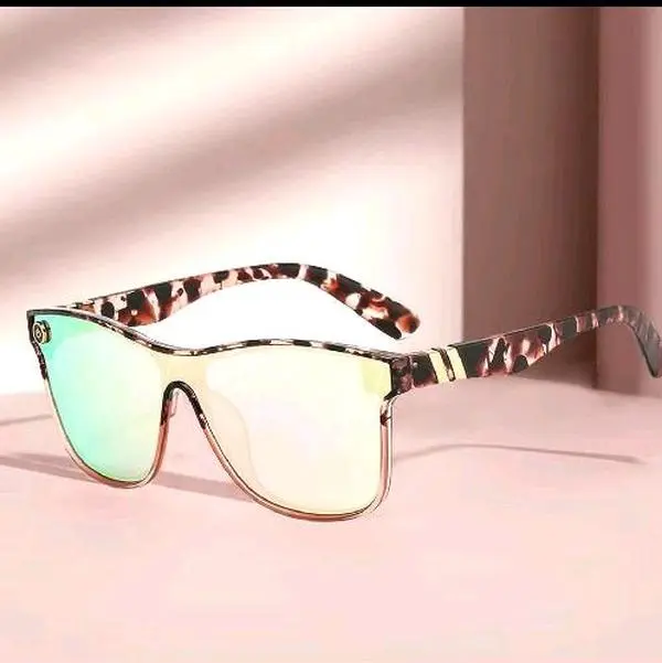 Tortoise Shell Pattern Sunglasses Microfiber