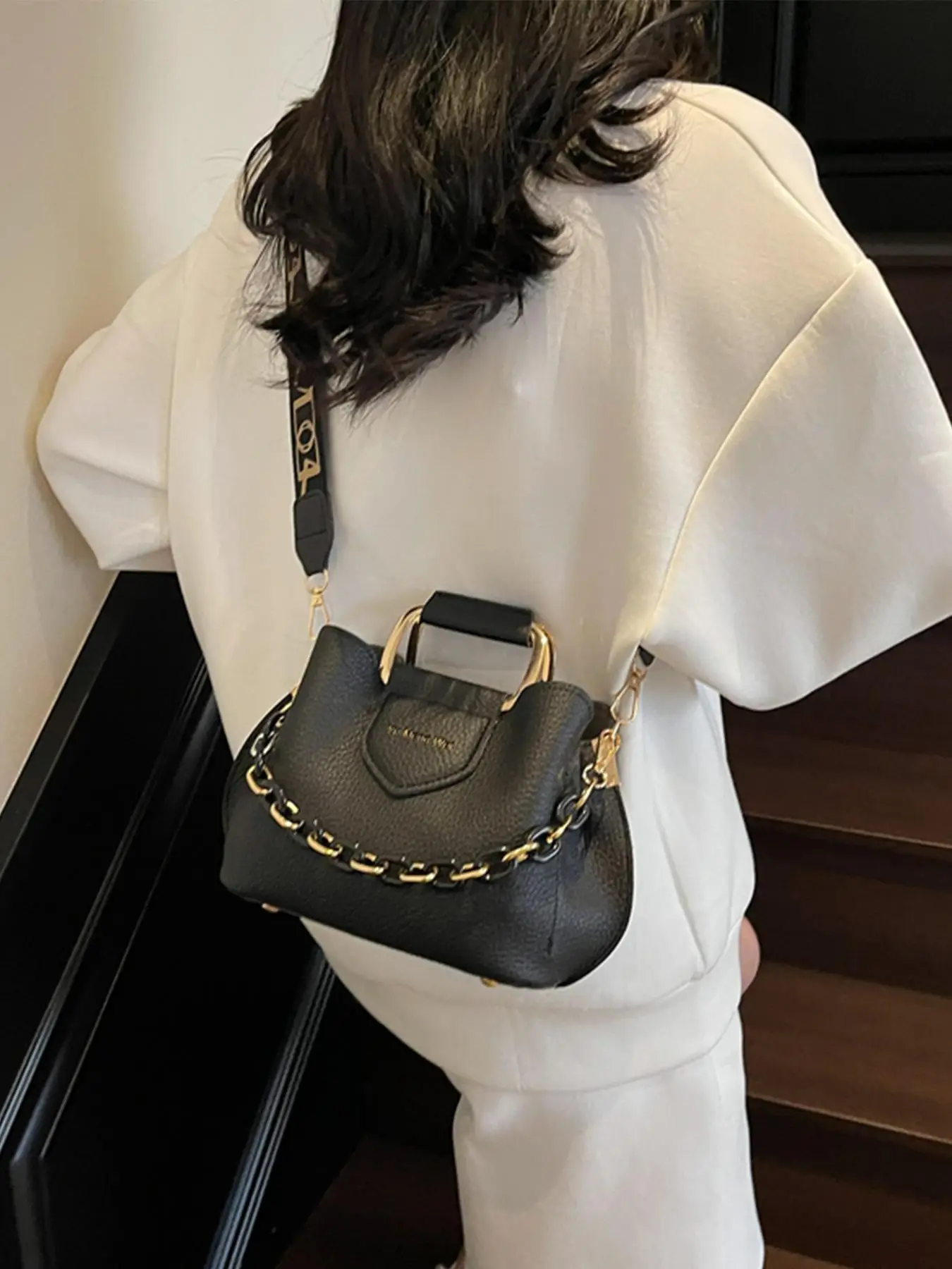 Women's Elegant Chain Strap Crossbody Bag, Trendy PU Leather Shoulder Bag, Fashionable Handbag for Daily Use