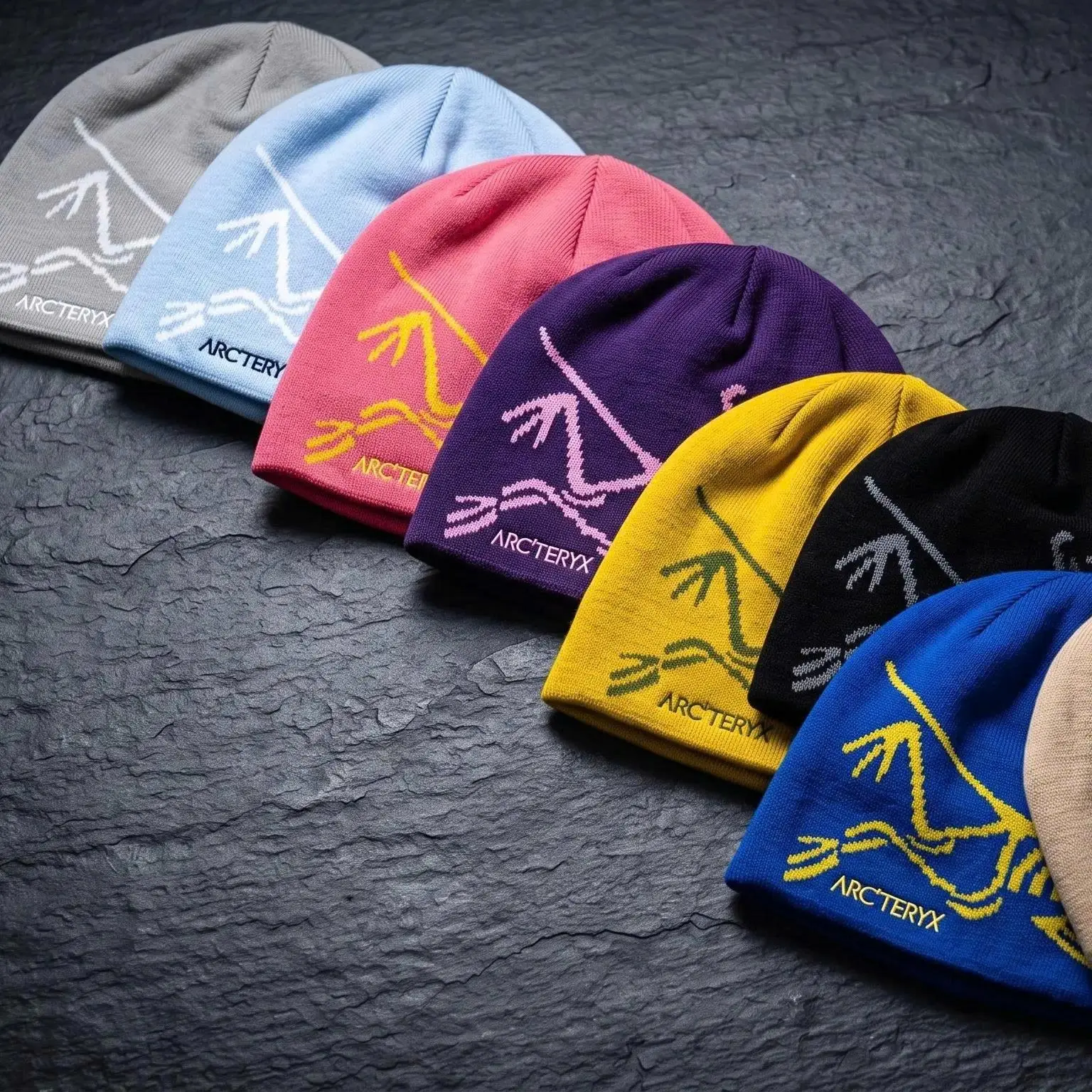 Arc'teryx Classic Bird Head Beanie – Unisex Winter Merino Wool Hat, Soft Stretch Knit Skull Cap for Outdoor Adventure, Trekking, Hiking, Skiing, Snow Sports, Lightweight Breathable Design, Casual Streetwear Fashion, Premium Cold Weather Gear