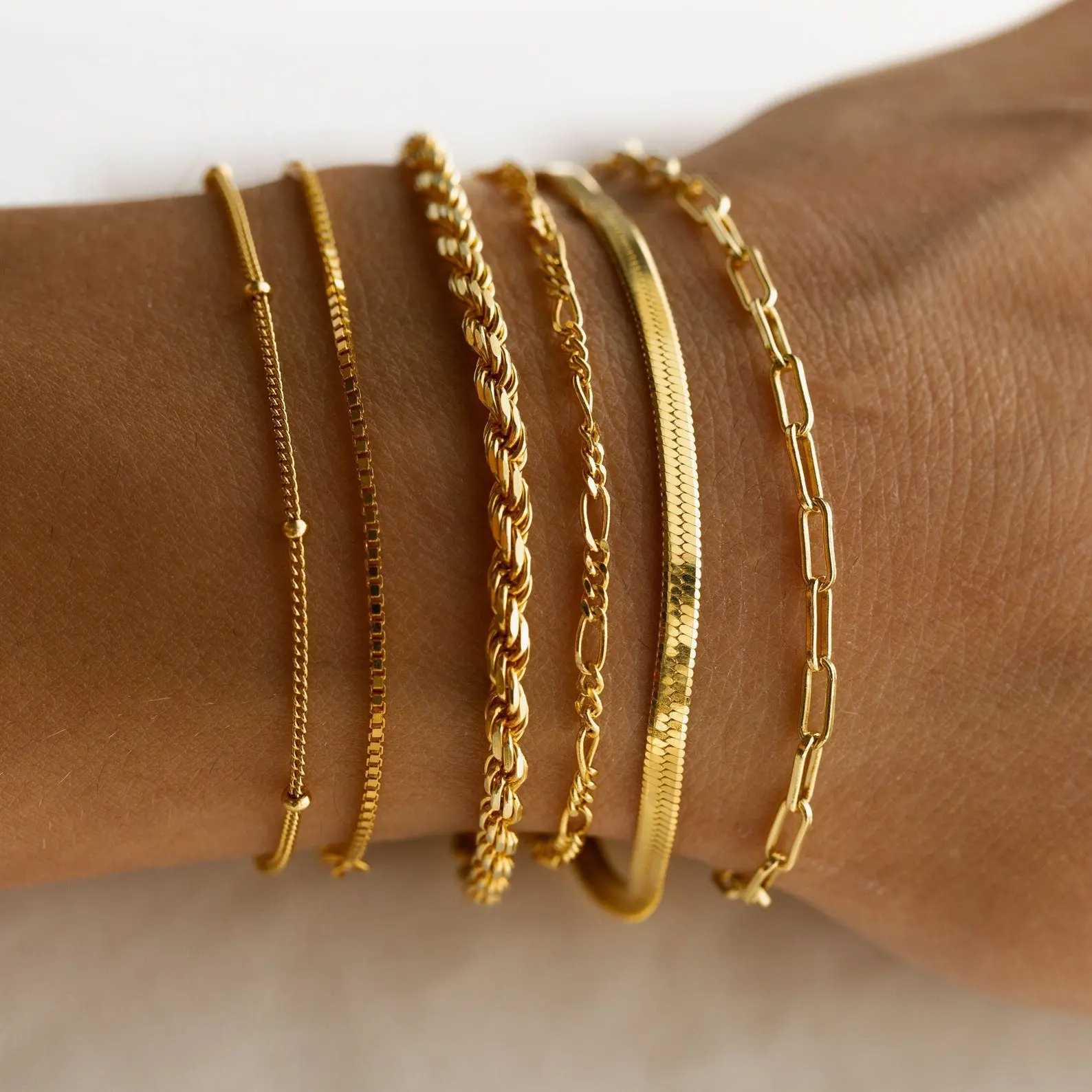 Essential Bracelet Chains by Caitlyn Minimalist - Minimalist Herringbone, Paperclip, Rope, Figaro, Box Chain Bracelets - 18K Gold & Silver Layering Bracelets - Everyday Jewelry - Gift for Her