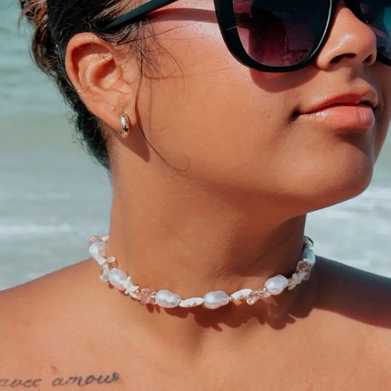 Female Seashell Pendant Necklace with Pink Chippies, Daily Chain Jewelry Necklaces