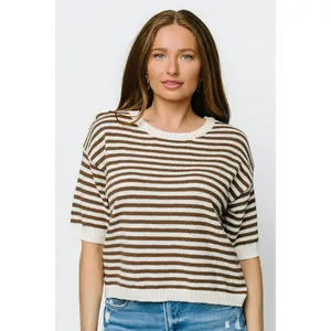 Boardwalk Top in Chocolate