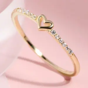 Elegant Women's Copper Ring, Sparkling rings for women, Heart shaped design, promise rings for gf,engagement rings,accessories for women,accessories,womens gifts,Suitable for parties,festivals,gifting,and daily wear,14k gold plate-193