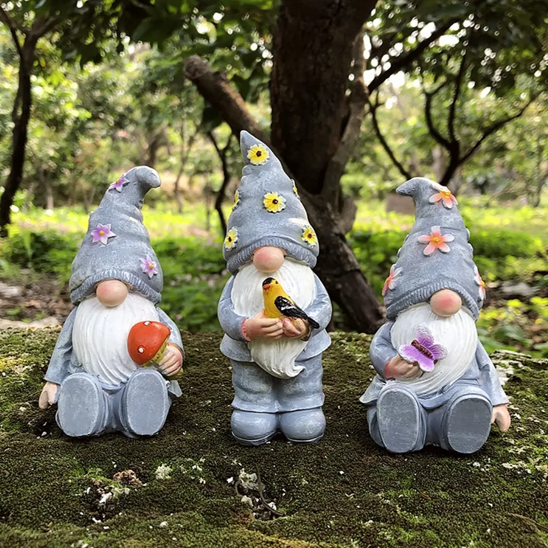 Set of 3 Cute Resin Gnome Figurines, Decoration Figure, Mushroom Bird Butterfly Design, Decorative Home Table Decorations, Perfect Gift for Family & Friends, Collectible Home Decor, Ornaments